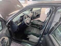 Renault - Clio - 1.5 DCI
