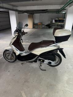 Piaggio - BEVERLY