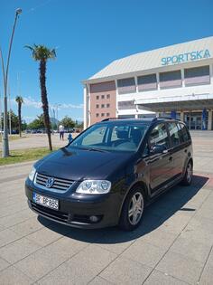Volkswagen - Touran - 2.0