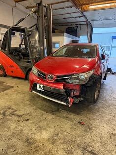 U djelovima Toyota - Auris 1.4 d4d