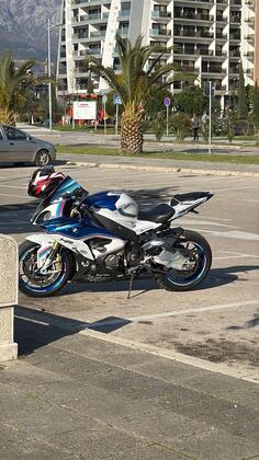 BMW - s1000rr