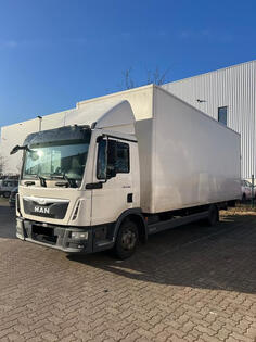 MAN - TGL 8.180 / rampa / kamion furgon / FER021