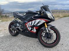 Yamaha - R6