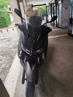 Yamaha - x max