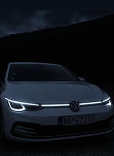 Volkswagen - Golf 8 - 2.0 TDI