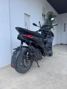 Piaggio - Beverly 400 HPE