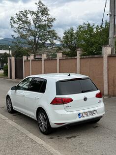 Volkswagen - Golf 7 - 1,6