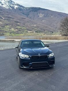 BMW - 530
