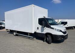 Iveco - 70C18 box truck / rampa / kamion furgon / LA2520