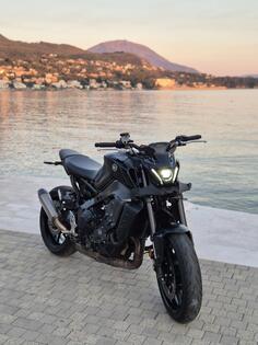 Yamaha - Mt 09