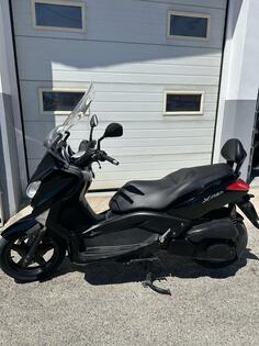 Yamaha - X-MAX