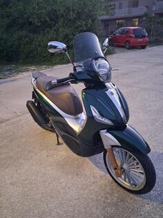 Piaggio - beverly