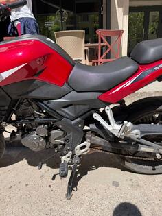 Benelli - TRK 251 limited edition