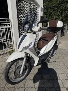 Piaggio - Medley 125