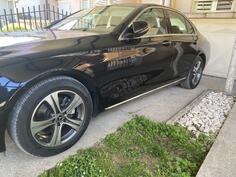 Fabričke felne i Pirelli gume