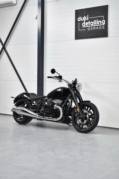 BMW - R18