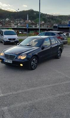 Mercedes Benz - C 220 - 2.2 Cdi 105kw