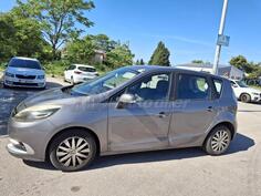 Renault - Scenic - 1.5 DCI