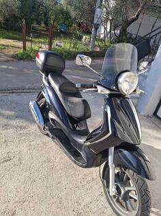 Piaggio - Beverli 250