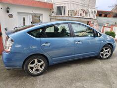 Toyota - Prius - 1.5 hibrid