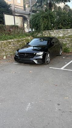 Mercedes Benz - E 220 - 220d
