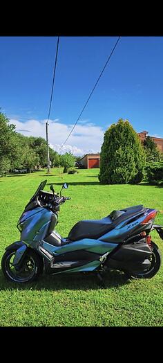 Yamaha - Xmax 300