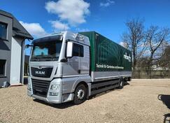 MAN - TGX 18.420 kamion sa kliznom ceradom + rampa /LTK491