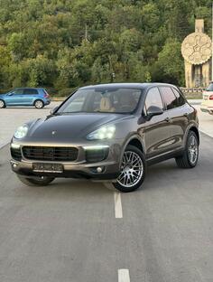 Porsche - Cayenne - 3.0 benzin-hibrid