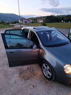 Volkswagen - Golf 5 - 2,0