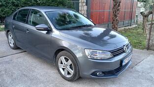 Volkswagen - Jetta - 1.6 tdi
