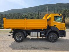 Mercedes Benz - 18 400