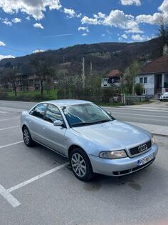 Audi - A4 - 1.8 sekvent