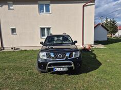 Nissan - Pathfinder - 2.5