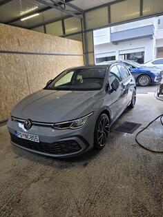 Volkswagen - Golf 8 - 1.5 e tsi