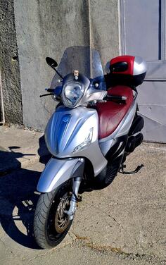 Piaggio - beverly 350