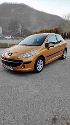 Peugeot - 207 - 207 Trendy 1.4E