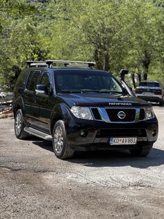Nissan - Pathfinder - 2.5 DCI