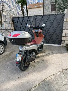 Piaggio - Beverly 350 spot