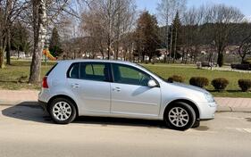 Volkswagen - Golf 5 - 1.9 TDI