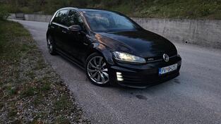 Volkswagen - Golf 7 - 2.0 GTD