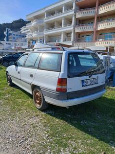 Opel - Astra - 1.6i