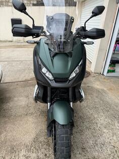 Honda - ADV 750