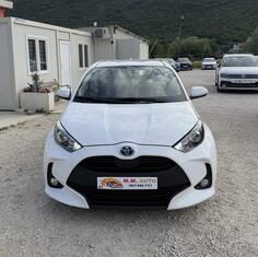 Toyota - Yaris - 1.5HYBRID AUTOMATIK