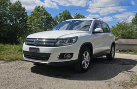 Volkswagen - Tiguan - 2.0 TDI 4X4 DSG