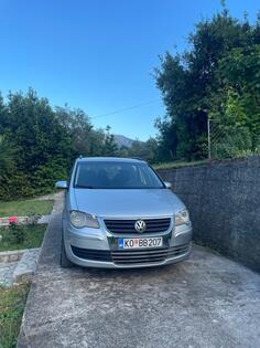 Volkswagen - Touran - 2.0 TDI