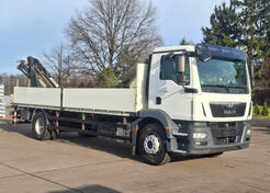 MAN - TGM 18.290 Kamion s ravnom platformom + Kran / LTK759