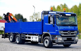Mercedes Benz - Actros 2644 Kamion s ravnom platformom + Kran / LTK762
