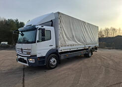 Mercedes Benz - Atego 1524 Kamion sa kliznom ceradom + rampa/ LTK764