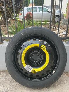 Fabričke felne i GoodyearT12580R17 gume