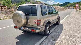 Isuzu - Trooper - 3.0DTI